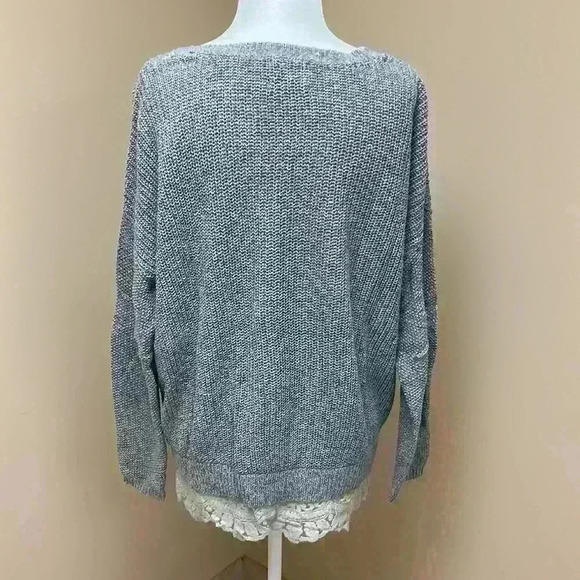 UO Pins & Needles Gray Sweater with Crochet Detail Hem - Picture 3 of 7